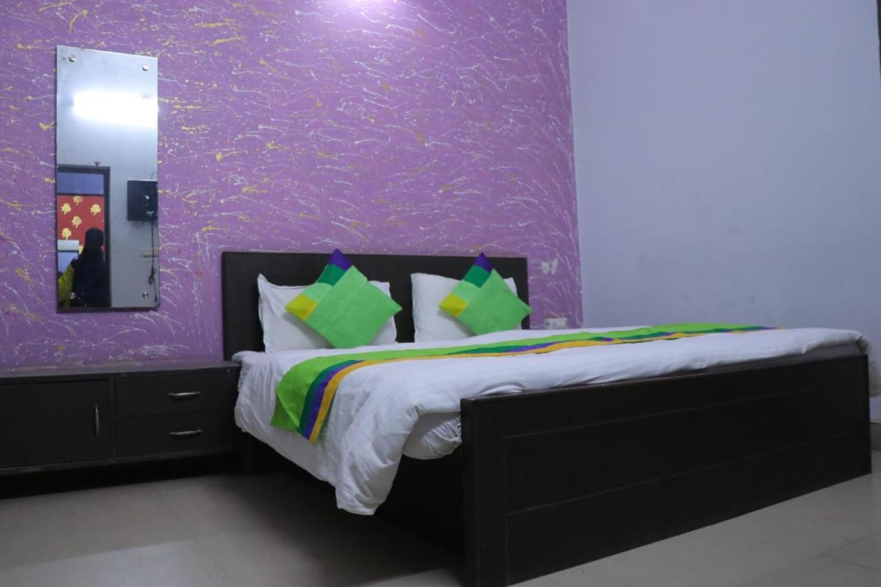Hotel Divine Agra  Dış mekan fotoğraf